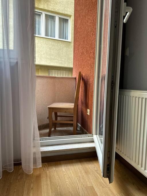 Ora-Prn,Peaceful Central Apartment بريشتاين المظهر الخارجي الصورة