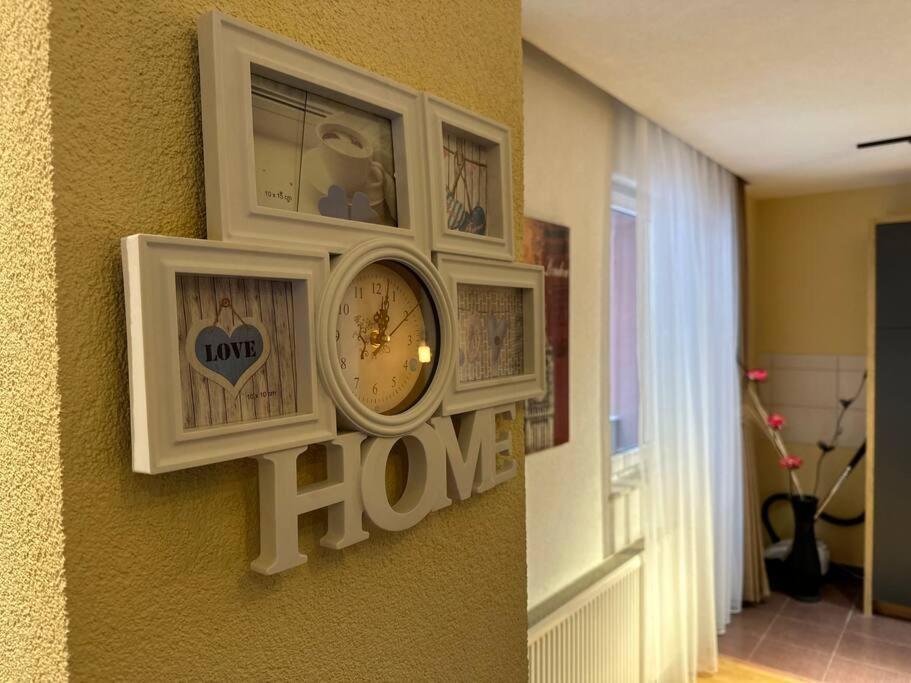 Ora-Prn,Peaceful Central Apartment بريشتاين المظهر الخارجي الصورة