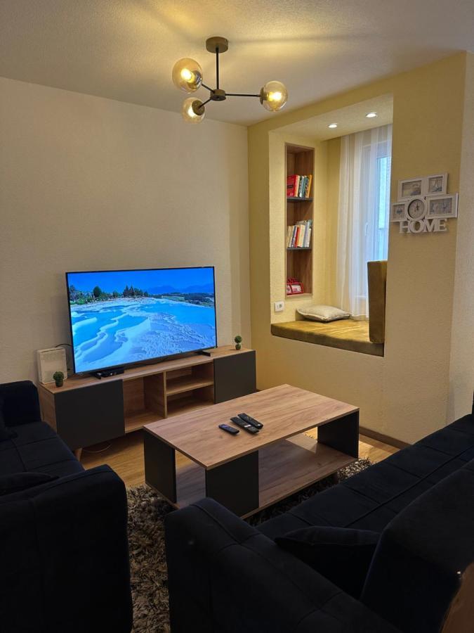 Ora-Prn,Peaceful Central Apartment بريشتاين المظهر الخارجي الصورة